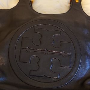 TORY BURCH BLACK BOMBE TOTE EUC (dust bag included)